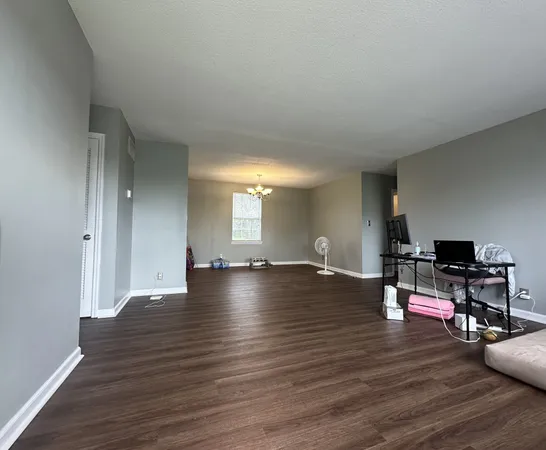 $1,300 | 361 Dupuis Drive, Clarksville, TN 37042