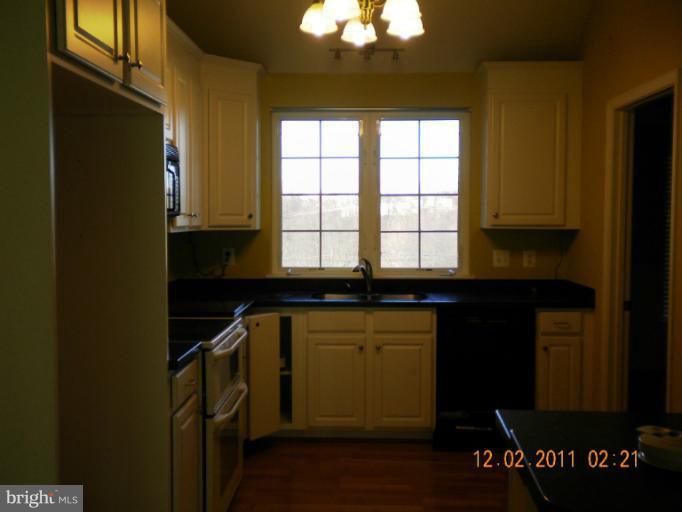 93 Rusty Rim Drive Westminster, MD 21157 - Photo 3 of 16 Kitchen