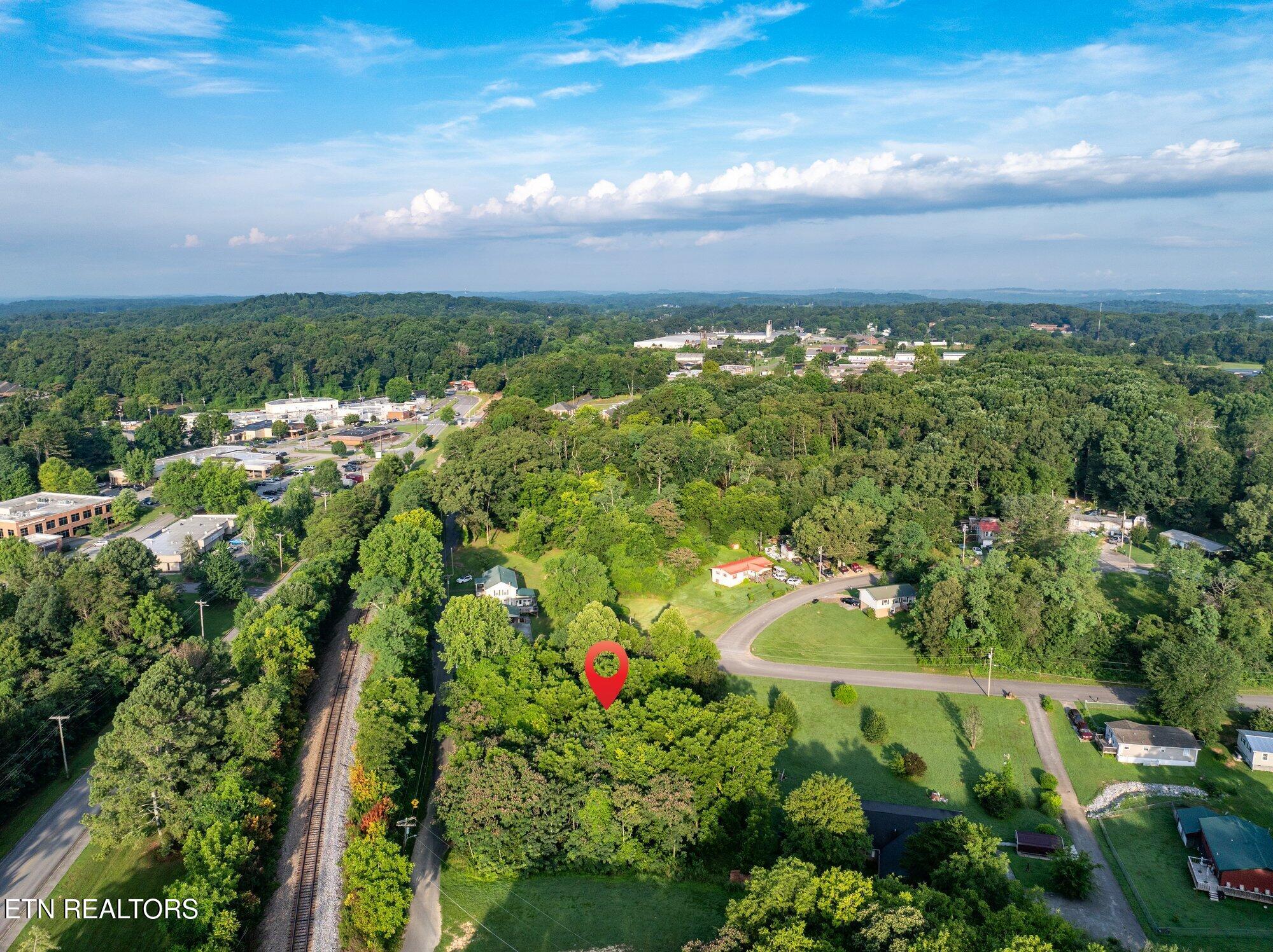 620 Tell Street Athens, TN 37303 - Photo 13 of 15 620-Tell-St-Athens-TN-19