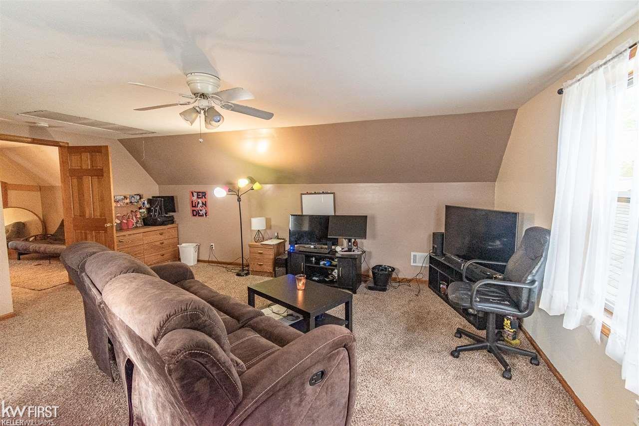 5430 North Gale Road Davison, MI 48423 - Photo 38 of 48 50042626-59.JPG