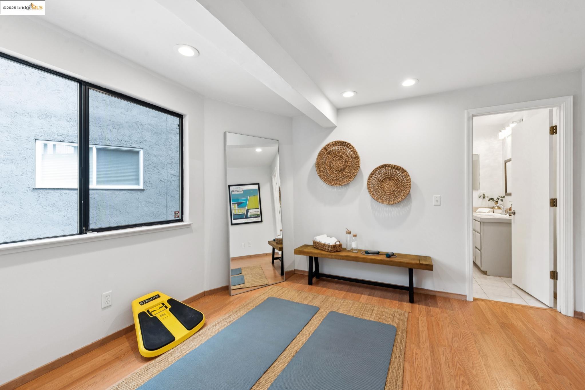 2861 Chelsea Drive Oakland, CA 94611 - Photo 49 of 56