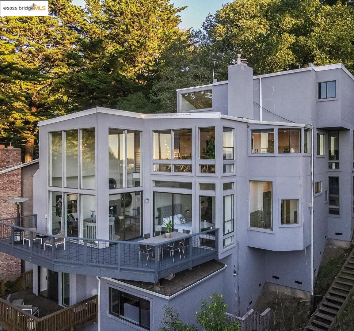 2861 Chelsea Drive Oakland, CA 94611 - Photo 56 of 56 a front view of a building with balcony