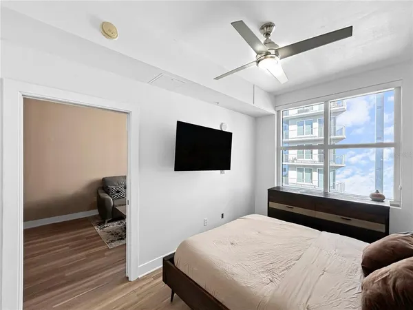 $319,000 | 1120 East Kennedy Boulevard, Unit 1427, Tampa, FL 33602