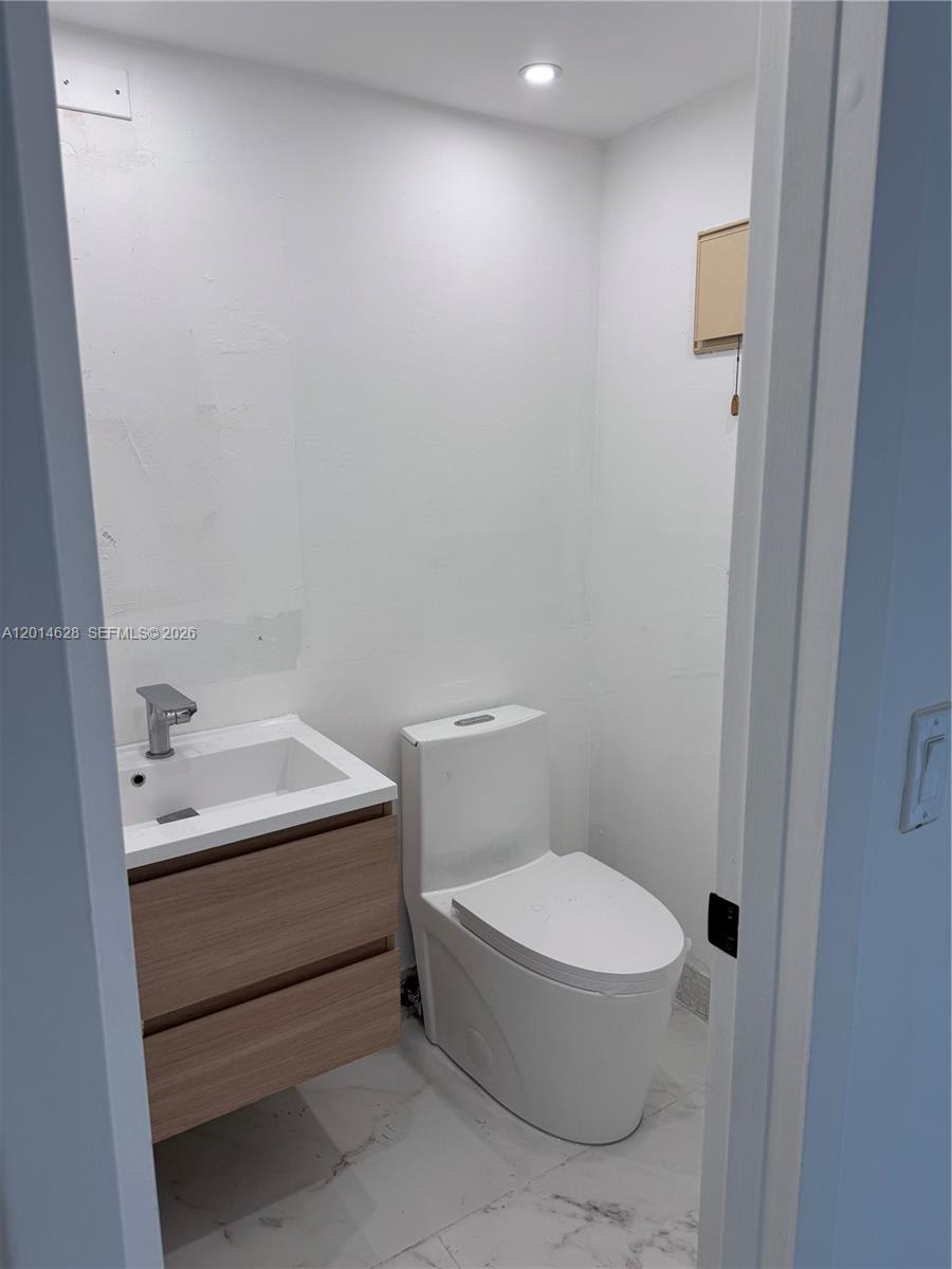 272 Dorset G, Unit G Boca Raton, FL 33434 - Photo 6 of 12 Photo 6