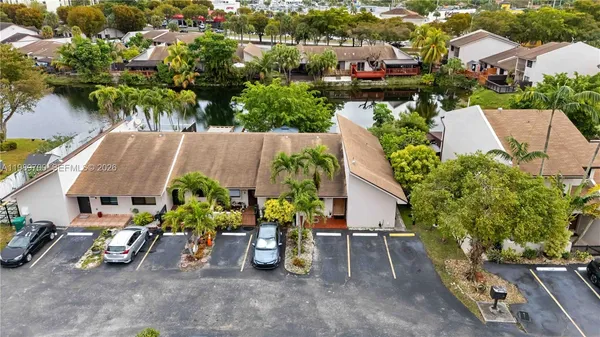 $3,200 | 12241 Southwest 24th Terrace, Unit 39, Miami, FL 33175