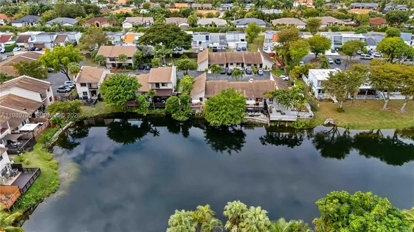 $3,200 | 12241 Southwest 24th Terrace, Unit 39, Miami, FL 33175