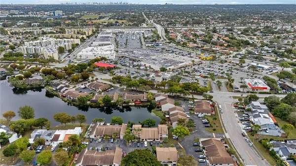 $3,200 | 12241 Southwest 24th Terrace, Unit 39, Miami, FL 33175