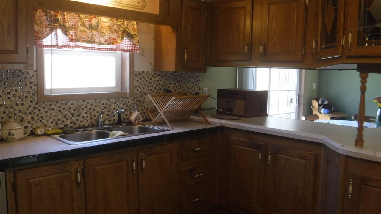 409 Davidson Hill Road Chester, VT 05143 - Photo 4 of 20