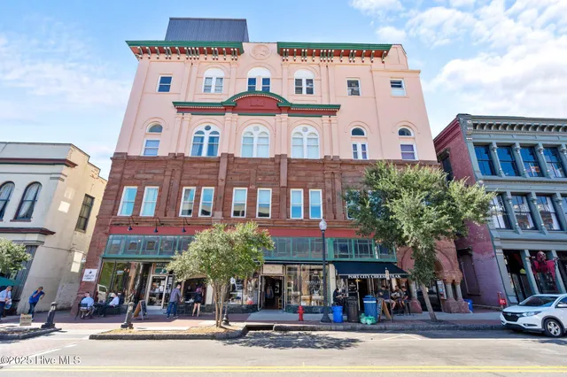 $1,750 | 21 North Front Street, Unit 3B1, Wilmington, NC 28401