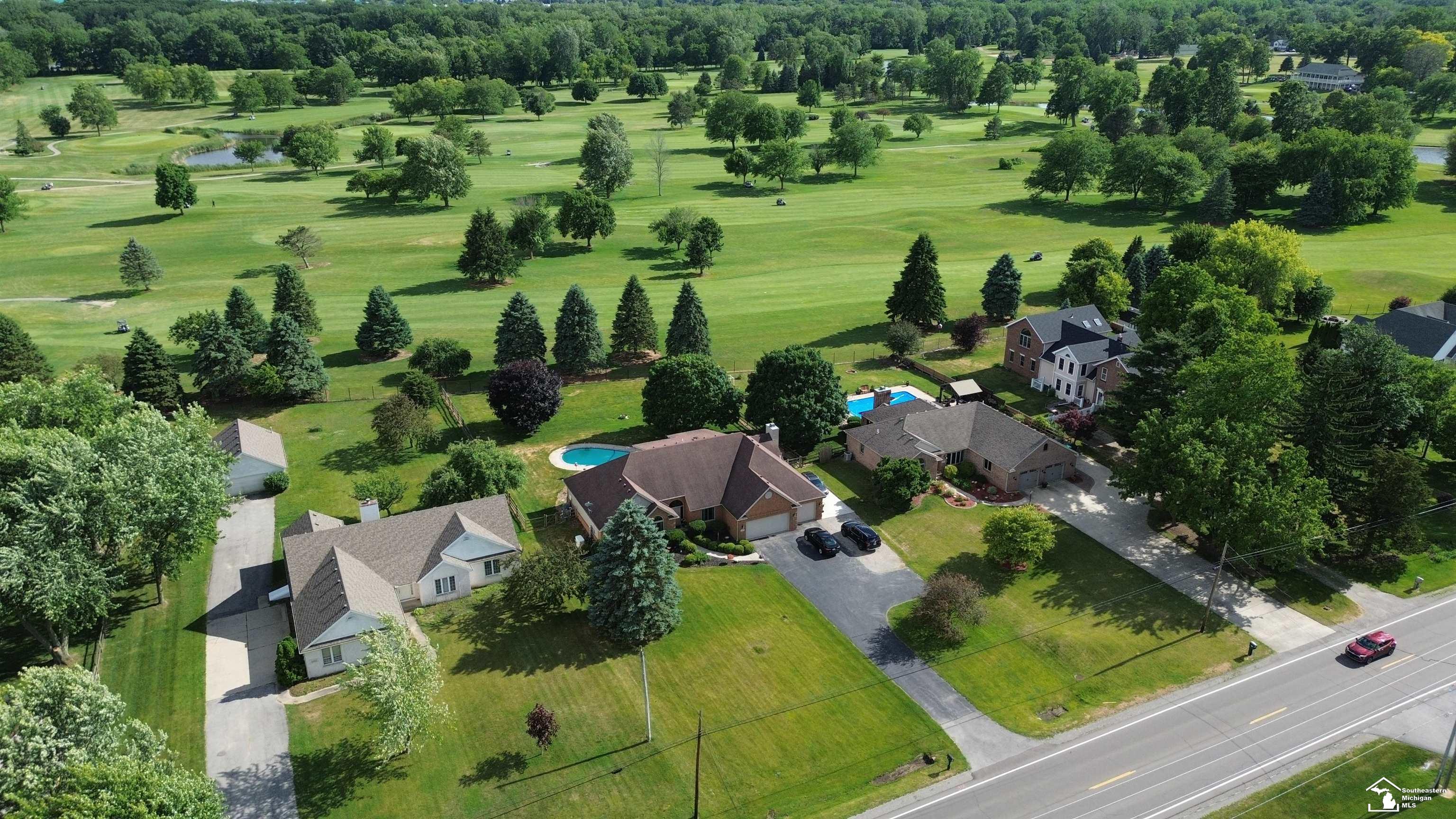 1461 Smith Road Temperance, MI 48182 - Photo 5 of 69
