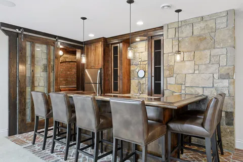 $1,549,000 | 132 Interlachen Road, Hopkins, MN 55343