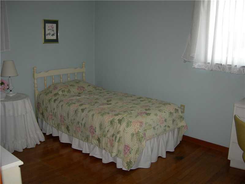 8819 Peebles Road Allison Park, PA 15101 - Photo 8 of 14 Bedroom.