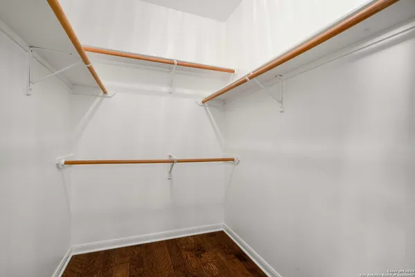 $2,850 | 18914 Surrey Wood, San Antonio, TX 78258