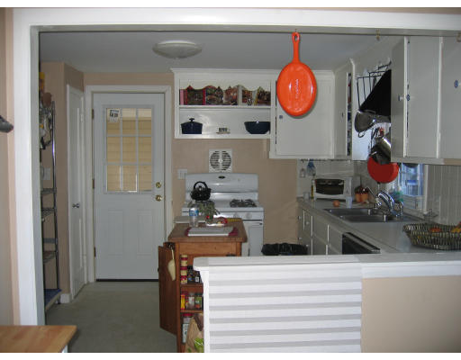 24 Dunster Road Framingham, MA 01702 - Photo 4 of 7 Gallery Image 4