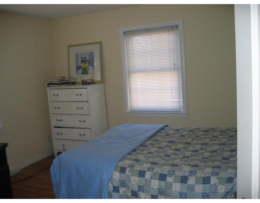 24 Dunster Road Framingham, MA 01702 - Photo 6 of 7 Gallery Image 6