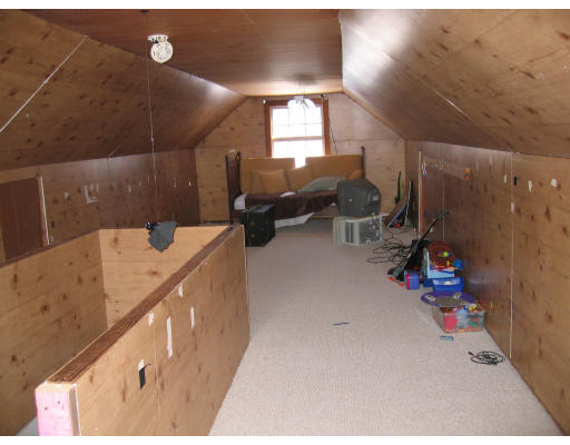 24 Dunster Road Framingham, MA 01702 - Photo 7 of 7 Gallery Image 7