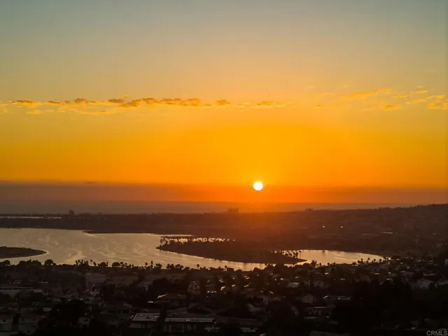 $1,689,000 | 2851 Grandview Street, San Diego, CA 92110