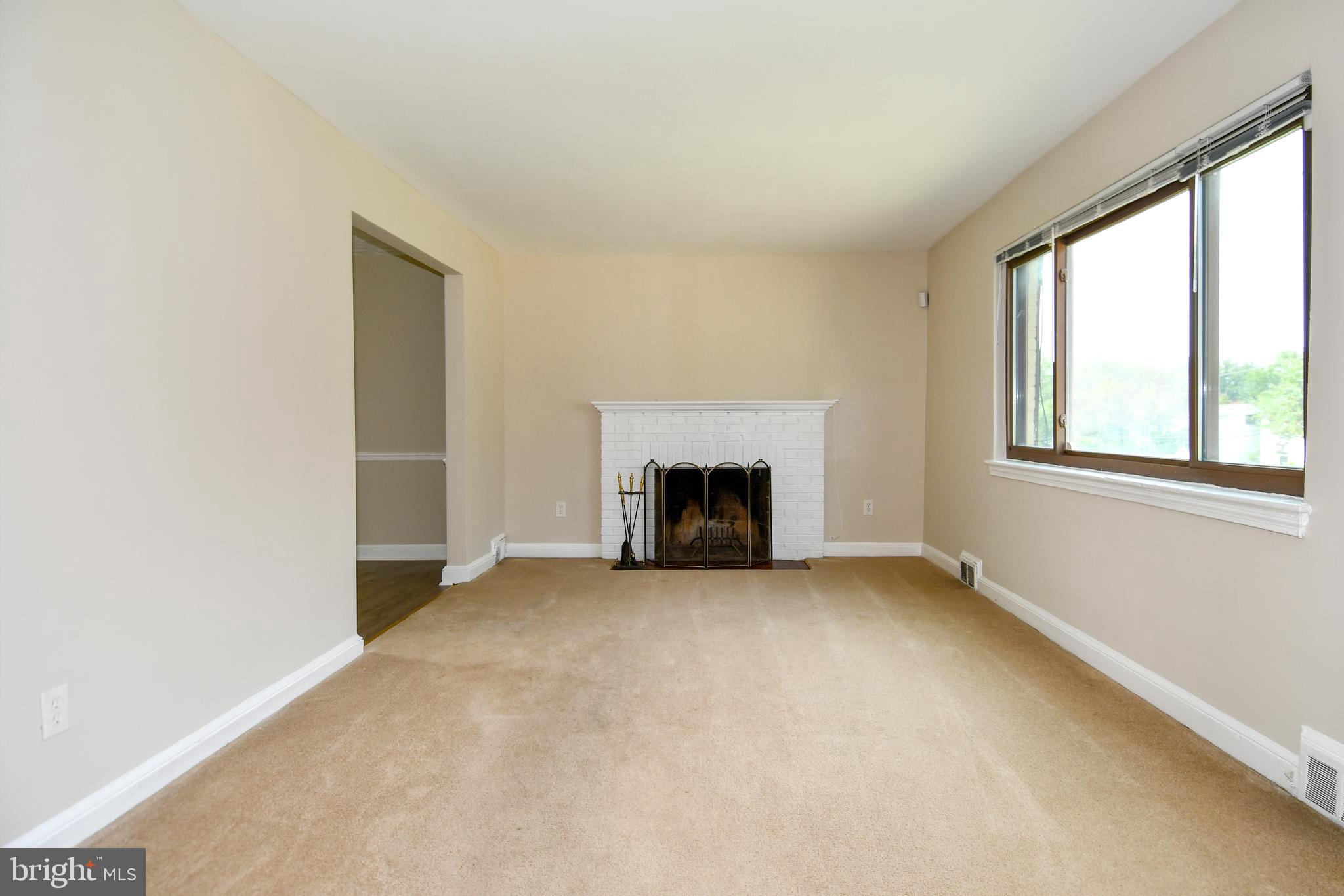 9607 Dilston Road Silver Spring, MD 20903 - Photo 3 of 37 Gallery Image 3