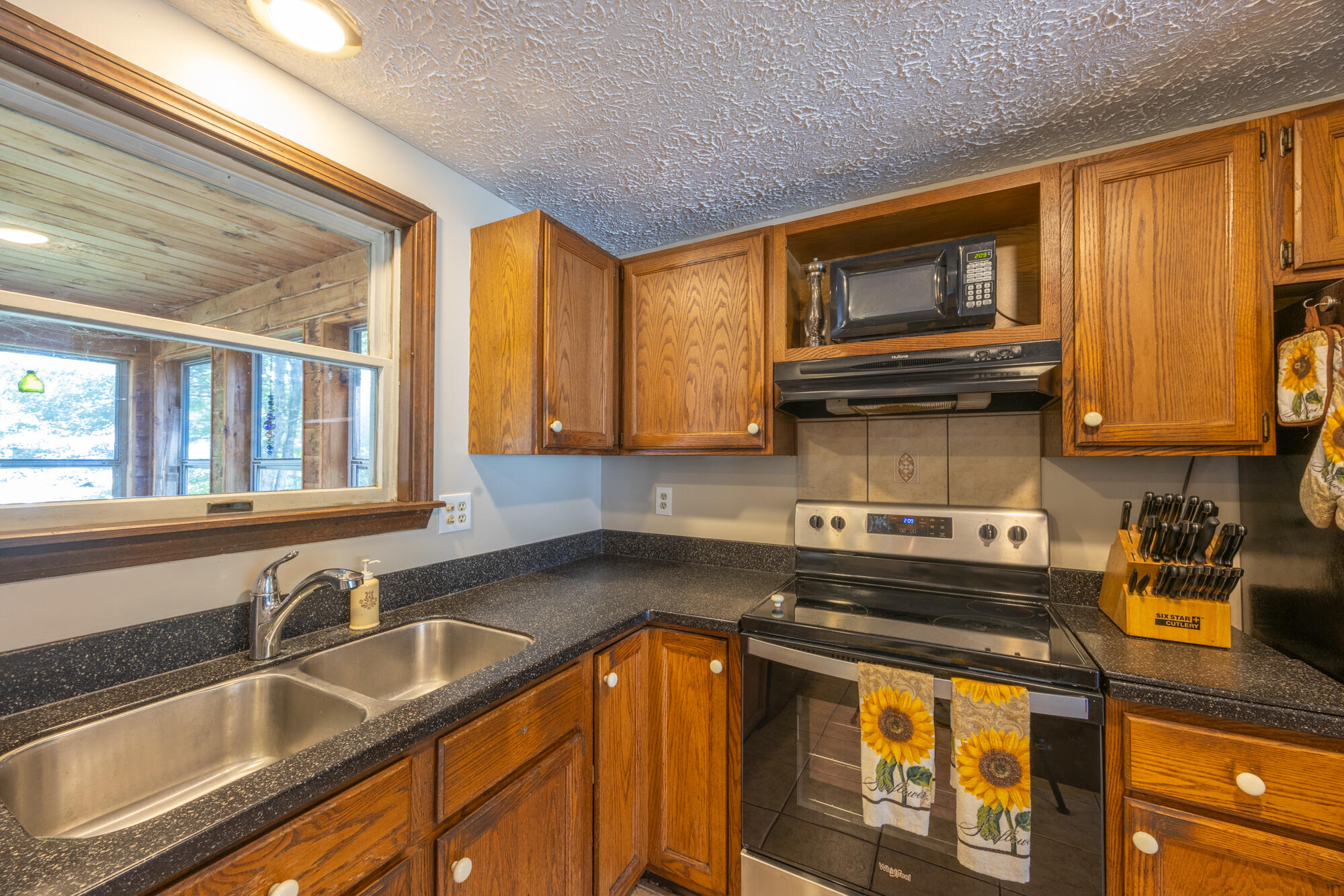 10 Springtree Lane South Berwick, ME 03908 - Photo 13 of 39 1m-10 Springtree Ln