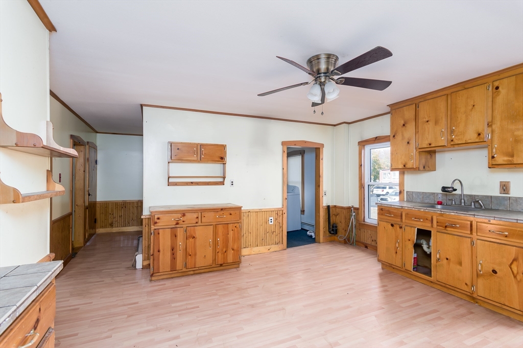 17 Gilbert Court Ware, MA 01082 - Photo 7 of 24 Gallery Image 7
