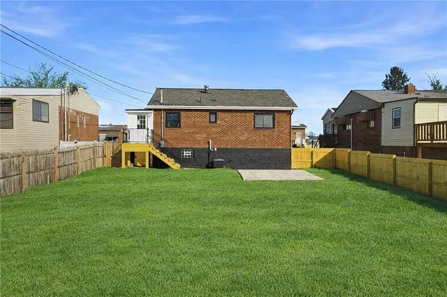 $195,000 | 336 Meadowlark Lane, West Mifflin, PA 15122