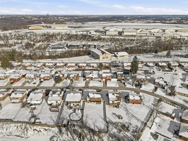 $195,000 | 336 Meadowlark Lane, West Mifflin, PA 15122