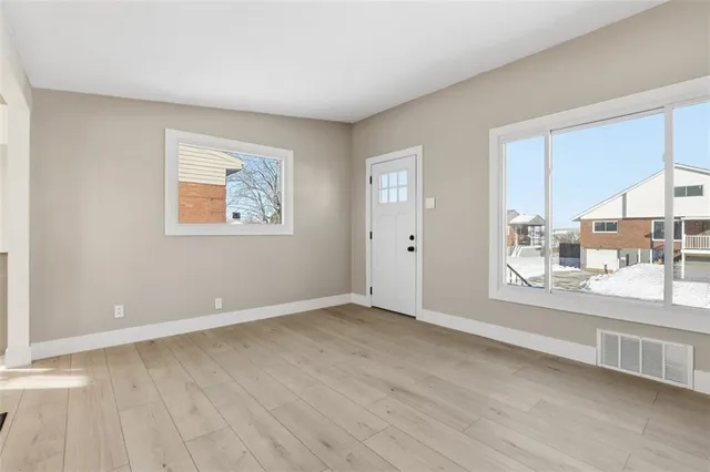 $195,000 | 336 Meadowlark Lane, West Mifflin, PA 15122