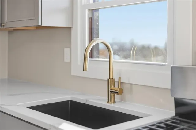 $195,000 | 336 Meadowlark Lane, West Mifflin, PA 15122