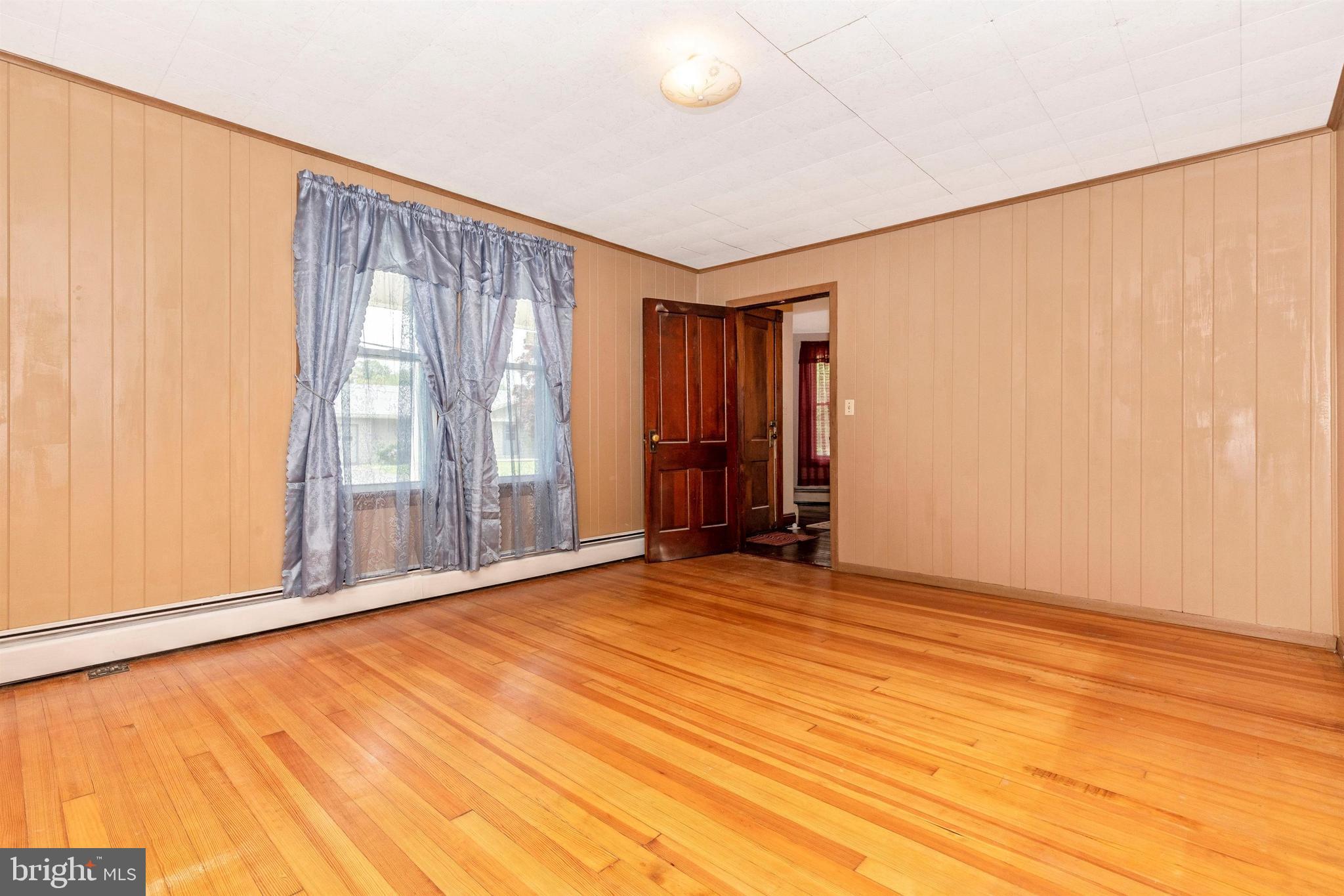 4245 Main Street Rohrersville, MD 21779 - Photo 11 of 87