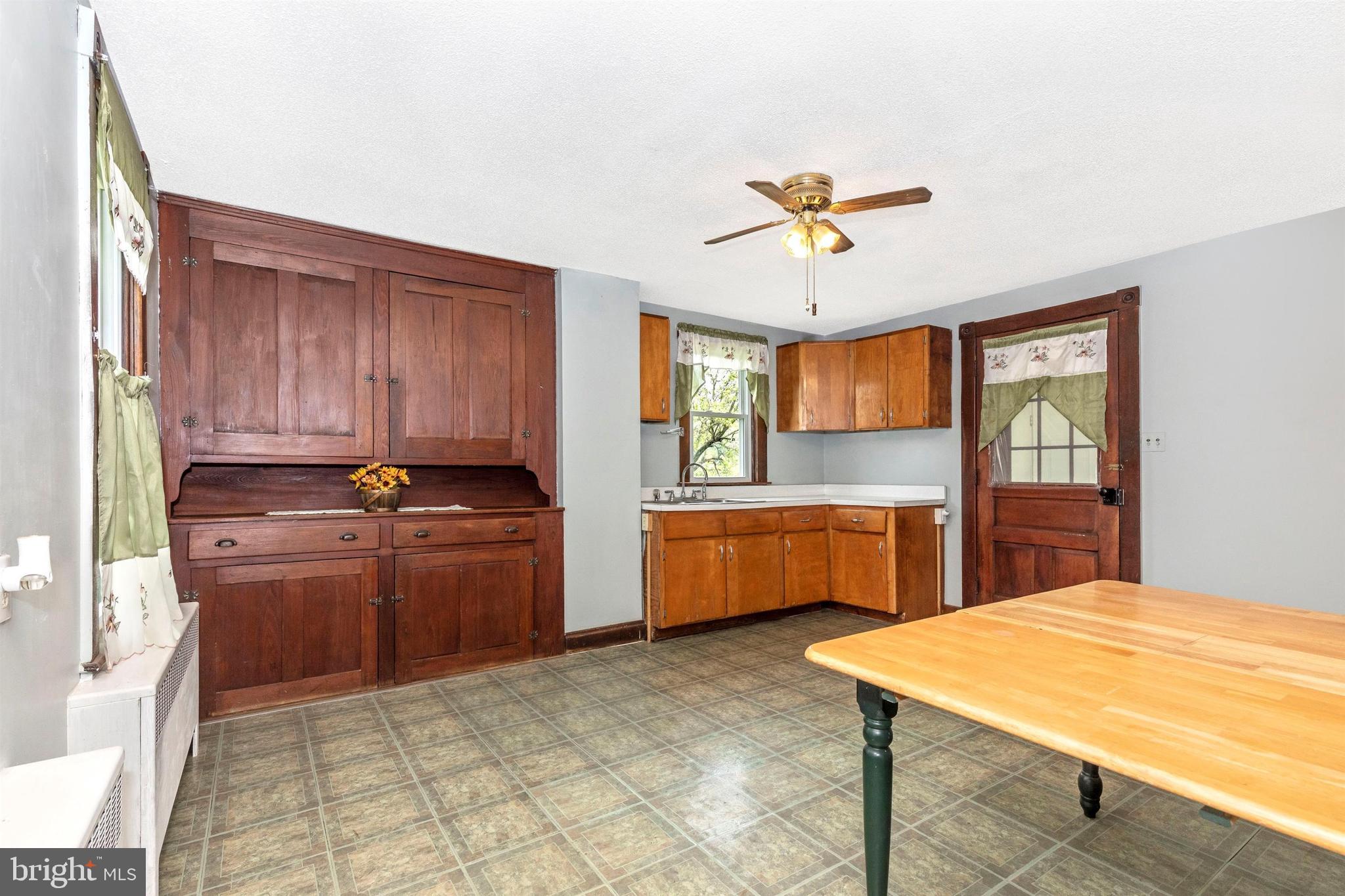 4245 Main Street Rohrersville, MD 21779 - Photo 14 of 87