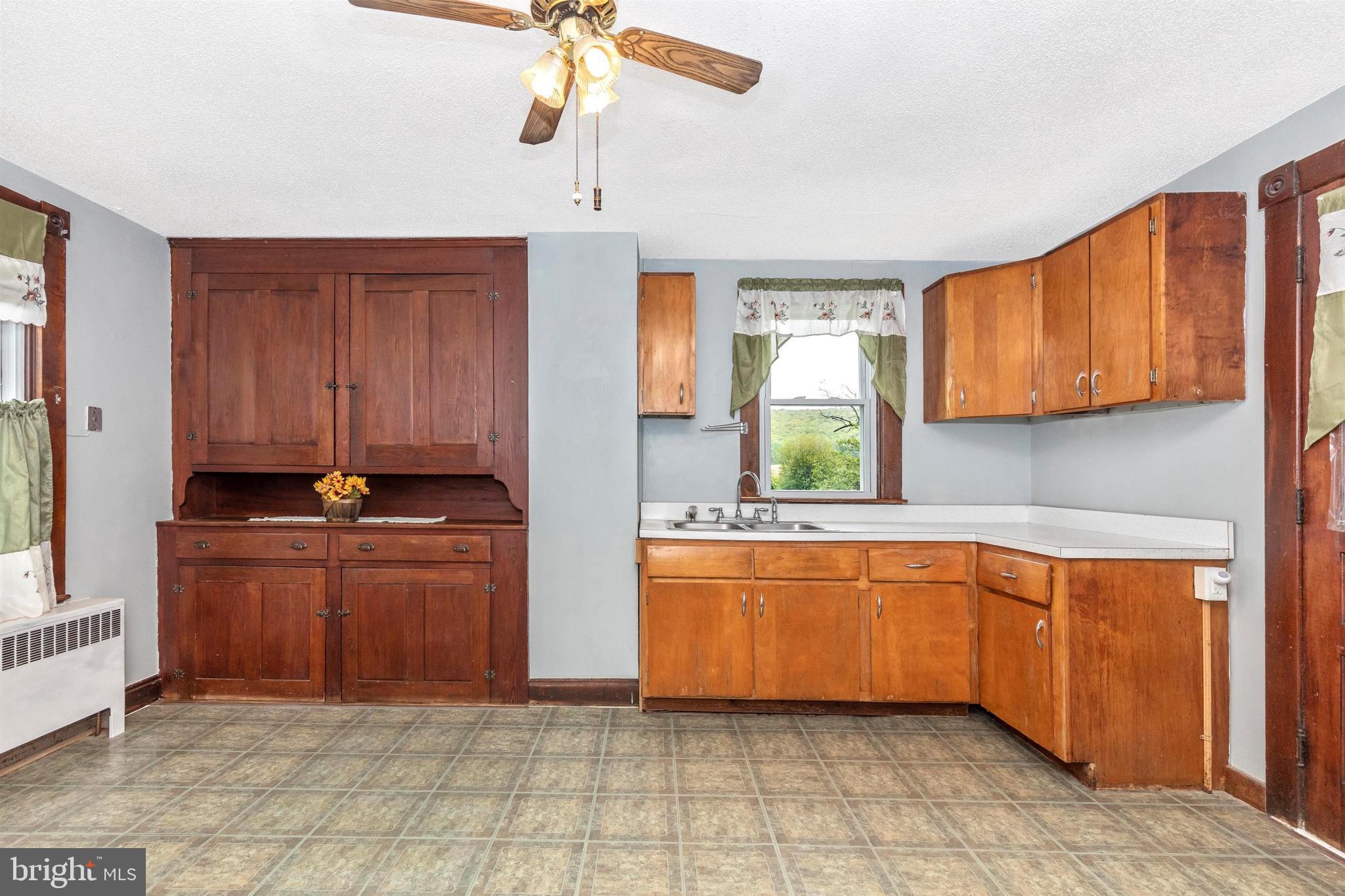 4245 Main Street Rohrersville, MD 21779 - Photo 17 of 87