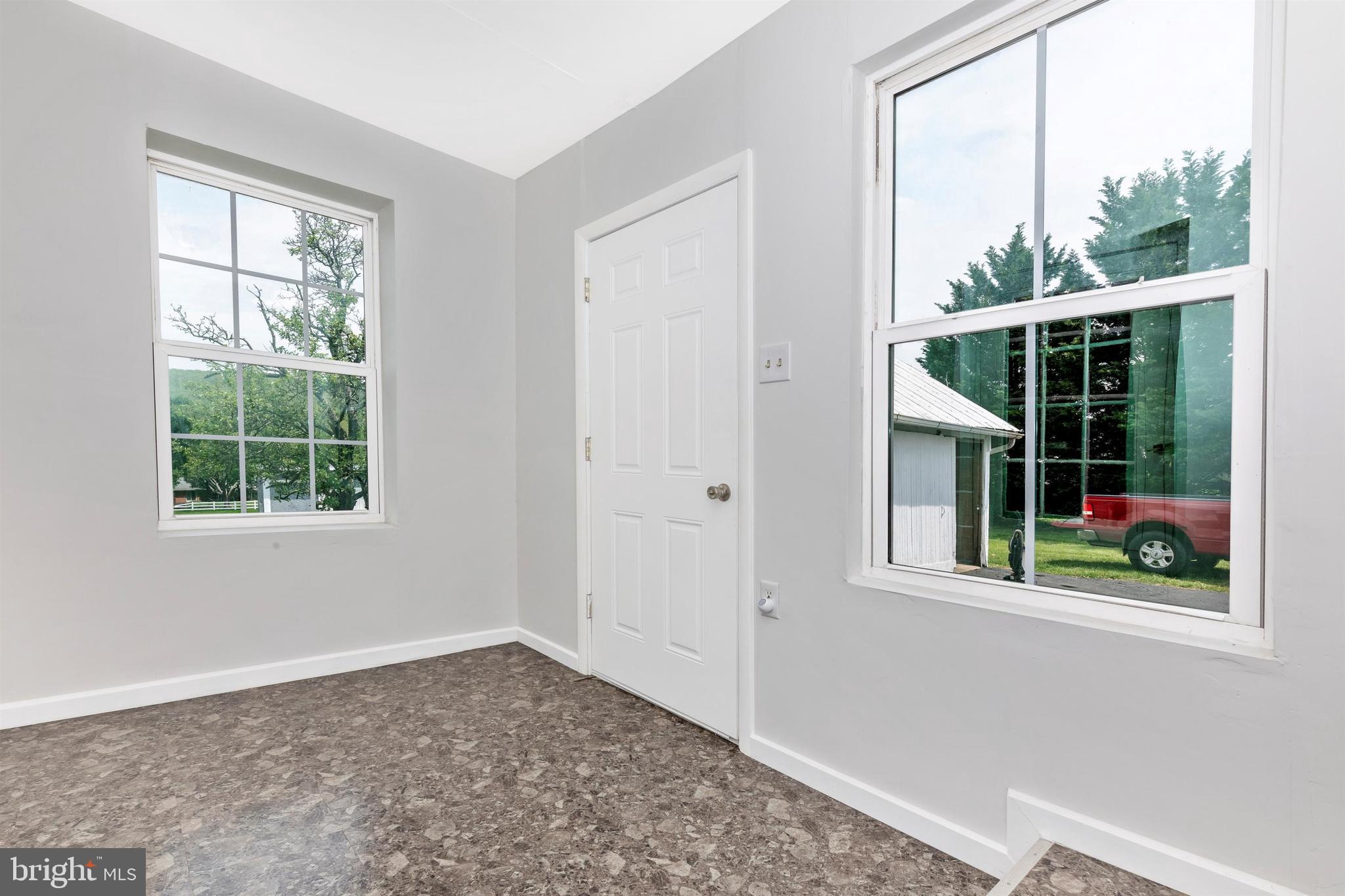 4245 Main Street Rohrersville, MD 21779 - Photo 24 of 87