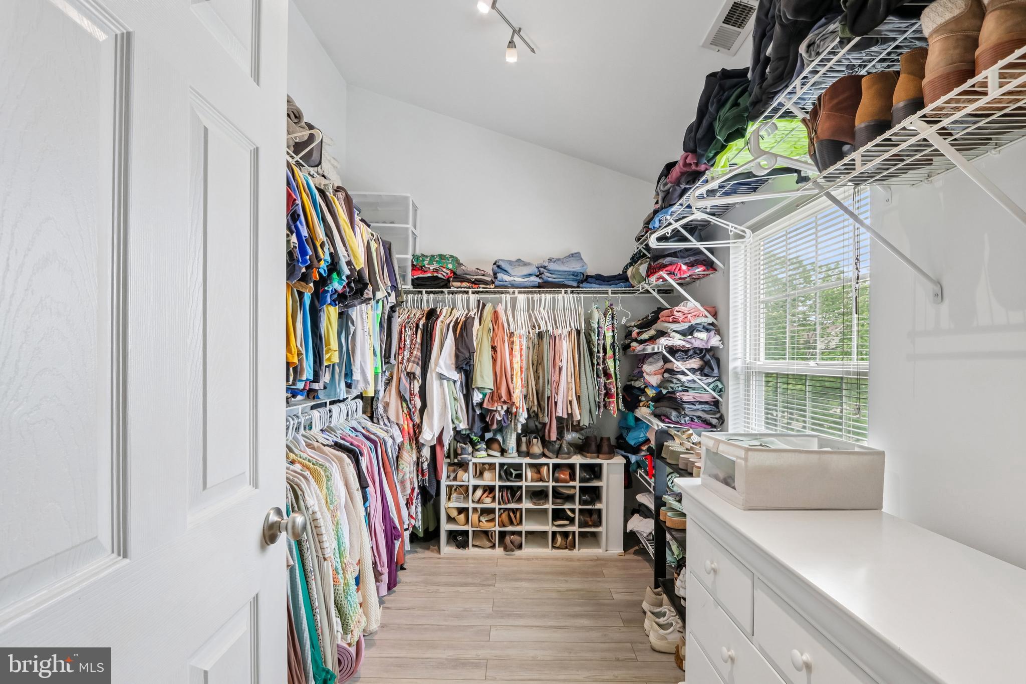 26 Raintree Drive Sicklerville, NJ 08081 - Photo 59 of 82 Huge walk in closet