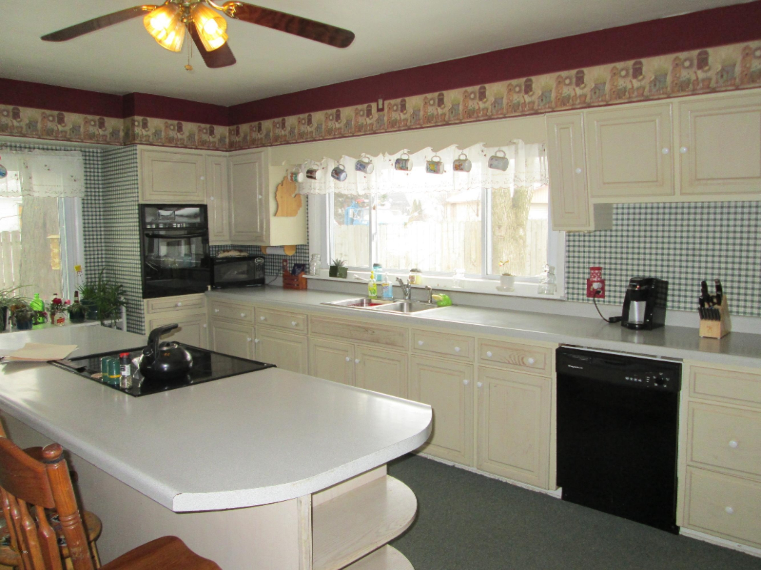 119 Dallas Street Colon, MI 49040 - Photo 17 of 24 Kitchen