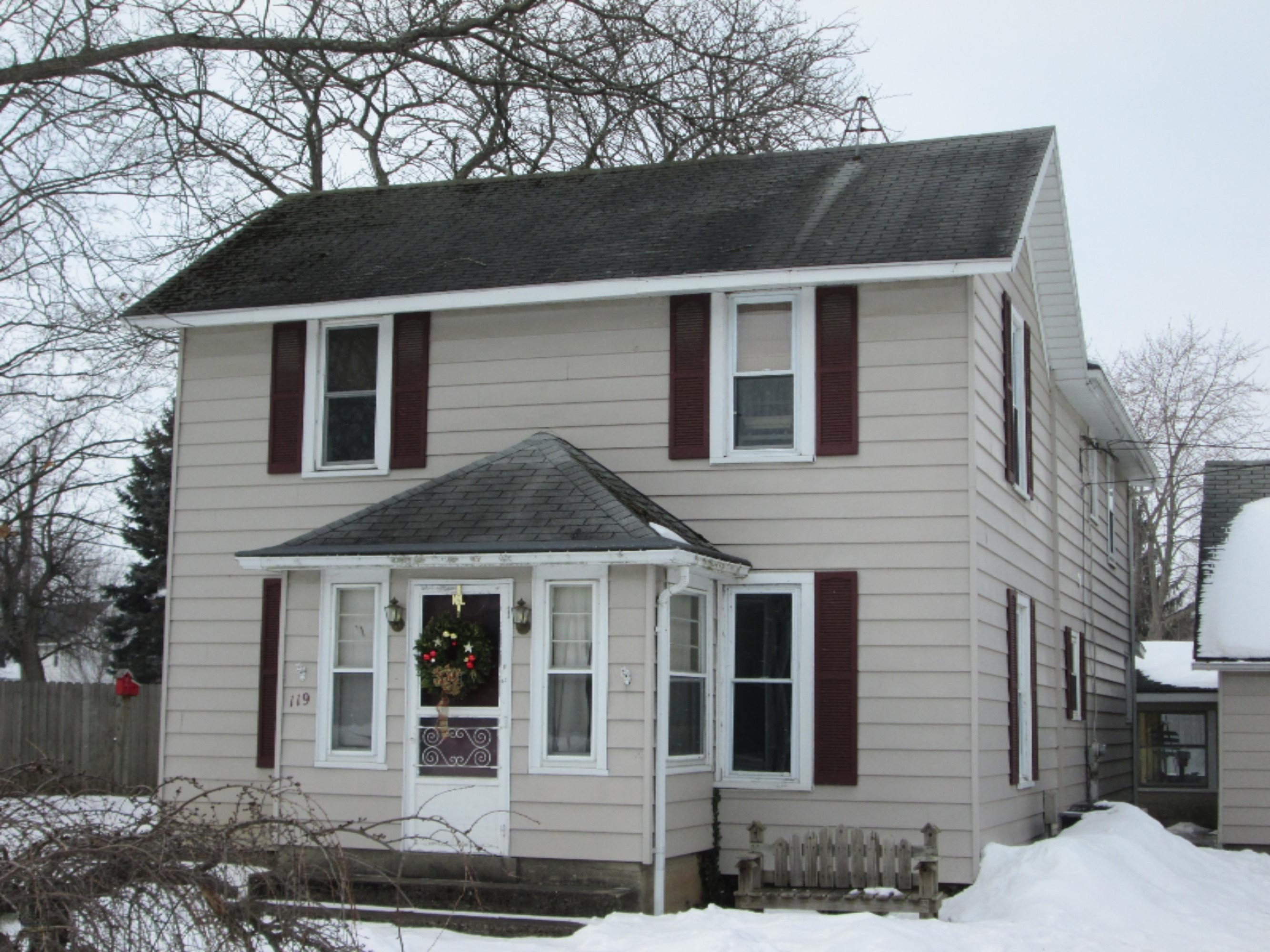 119 Dallas Street Colon, MI 49040 - Photo 3 of 24 Front - close up