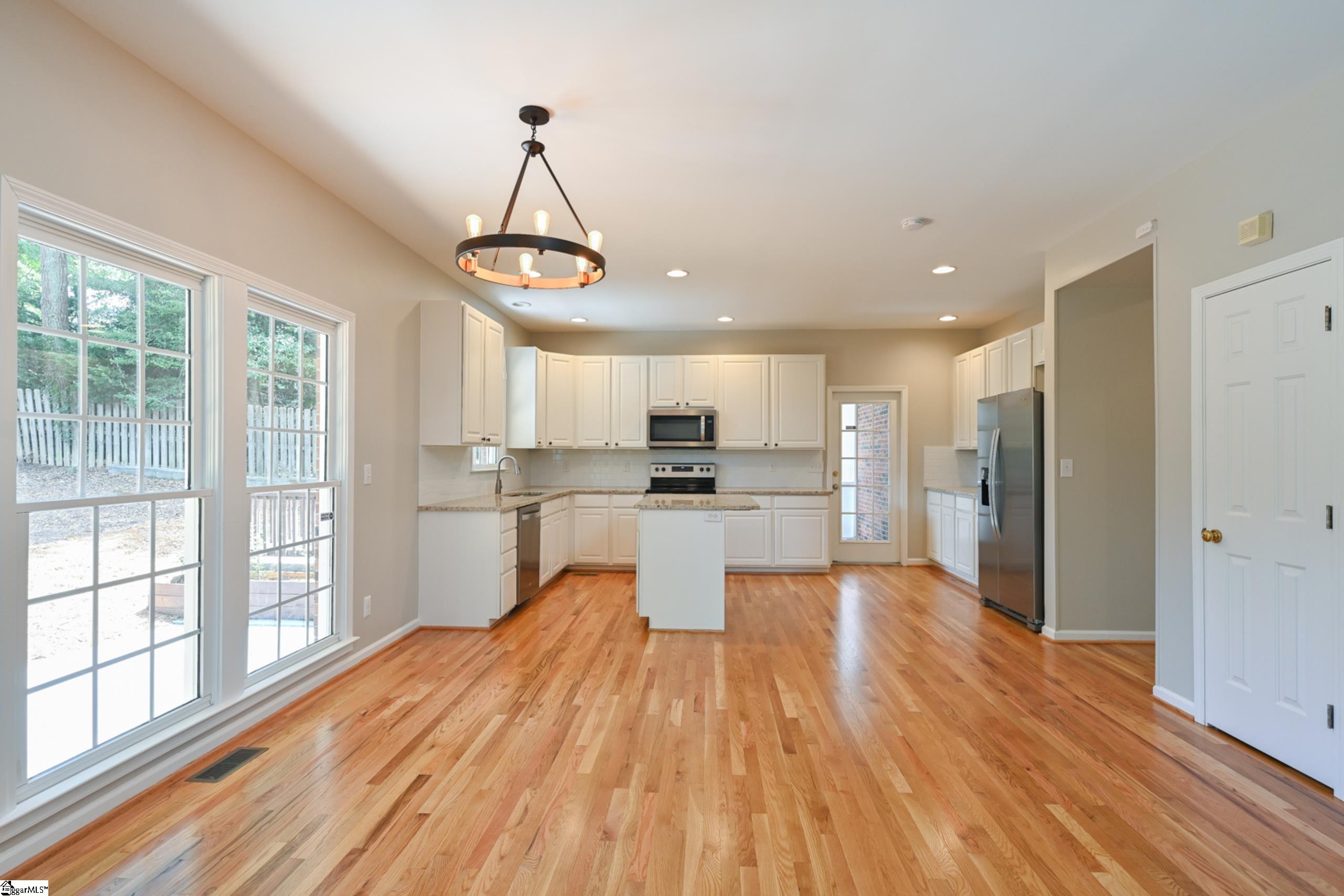 22 Bentley Way Greer, SC 29650 - Photo 13 of 34 Gallery Image 13