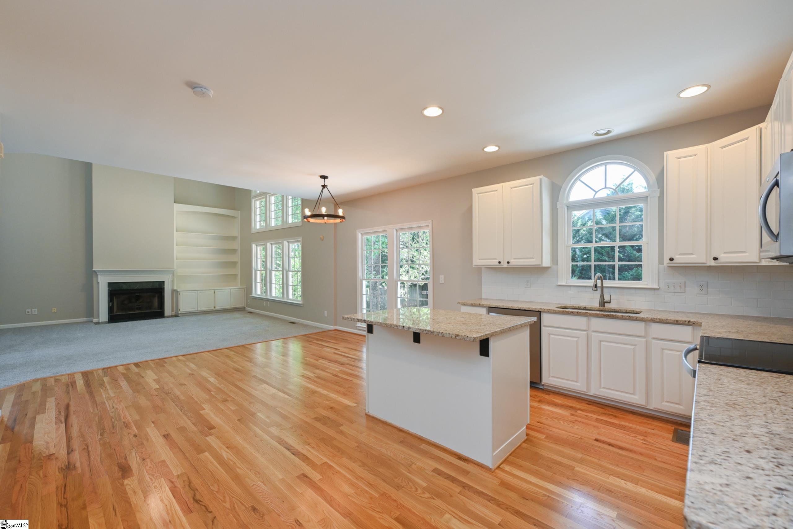 22 Bentley Way Greer, SC 29650 - Photo 14 of 34 Gallery Image 14