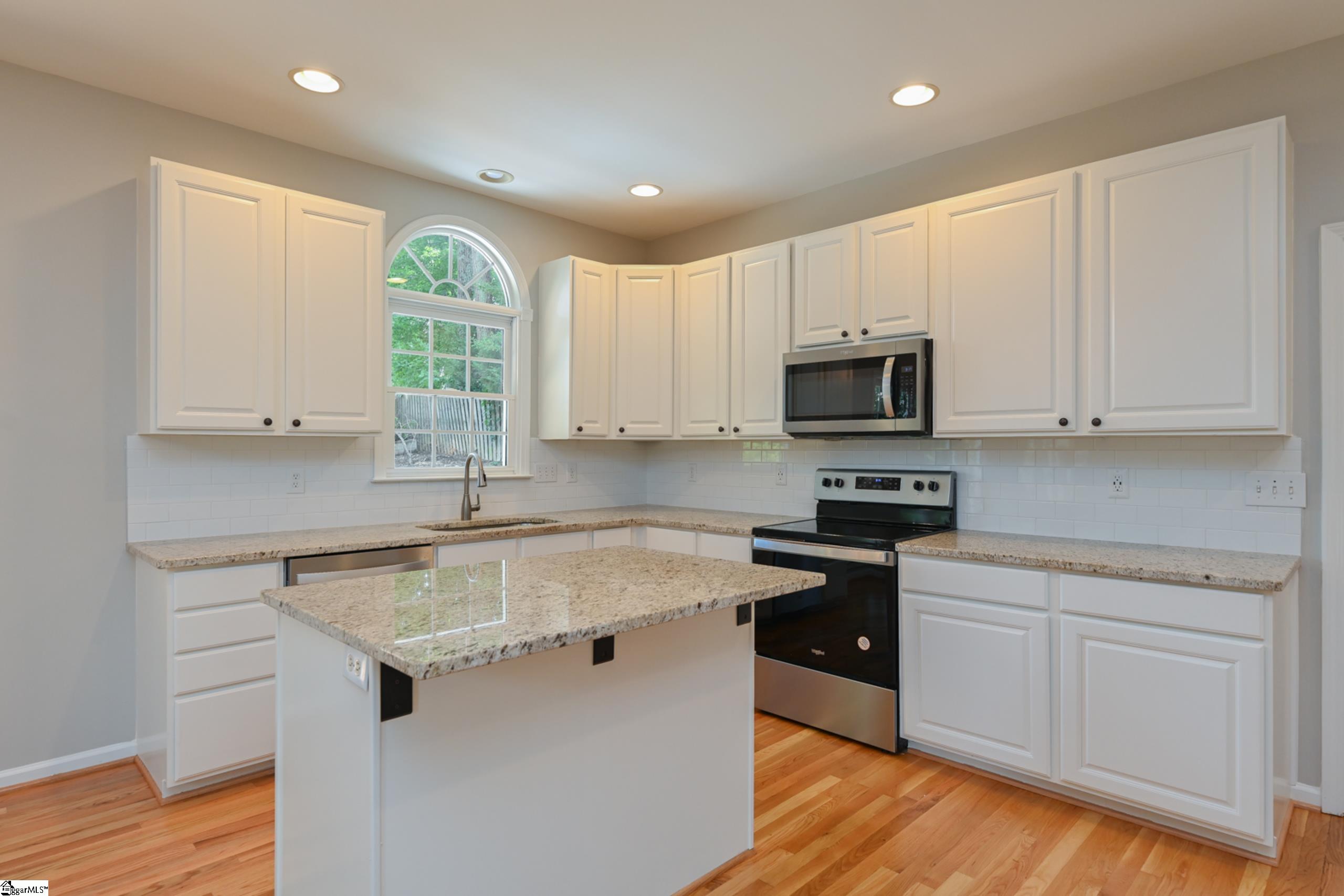 22 Bentley Way Greer, SC 29650 - Photo 15 of 34 Gallery Image 15
