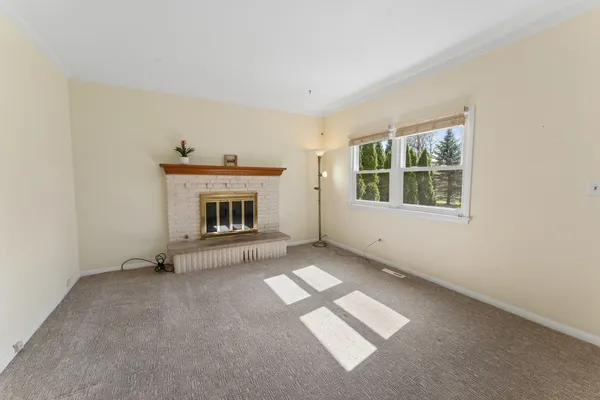 $549,900 | 1004 Greenfield Lane, Mount Prospect, IL 60056