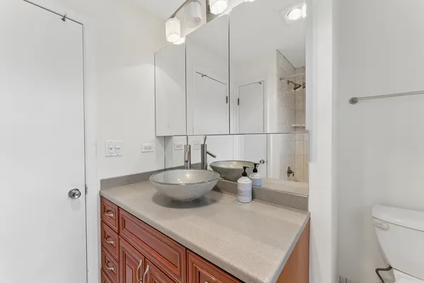 $549,900 | 1004 Greenfield Lane, Mount Prospect, IL 60056