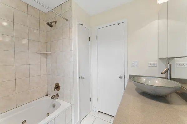 $549,900 | 1004 Greenfield Lane, Mount Prospect, IL 60056