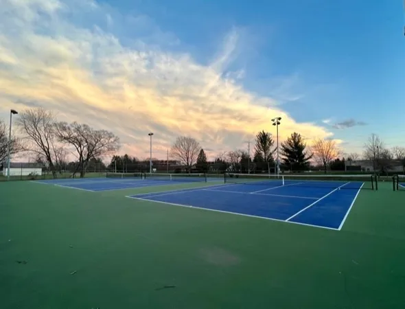 $549,900 | 1004 Greenfield Lane, Mount Prospect, IL 60056
