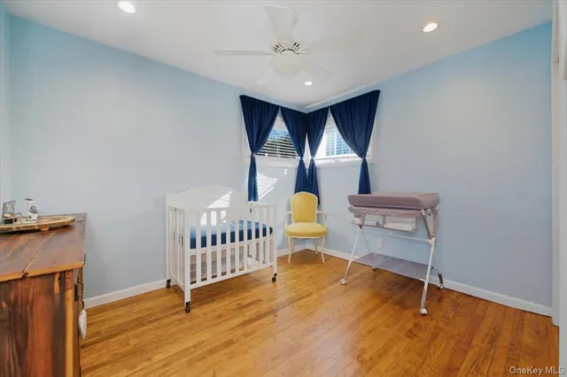 $650,000 | 10 Darnley Place, Huntington Station, NY 11746