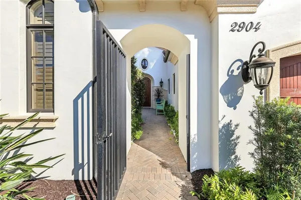 $16,500 | 2904 Tiburon Boulevard East, Naples, FL 34109