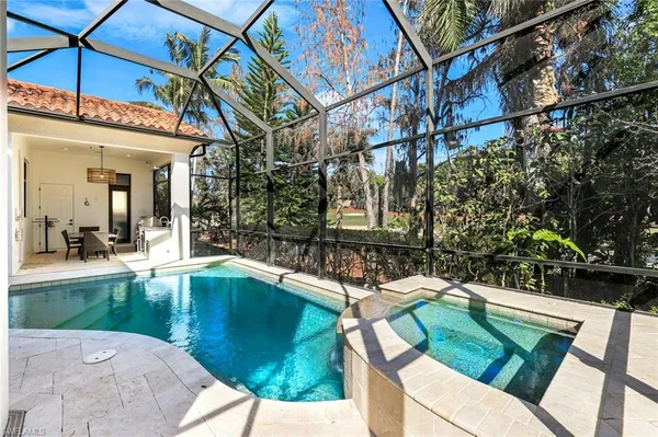 $16,500 | 2904 Tiburon Boulevard East, Naples, FL 34109