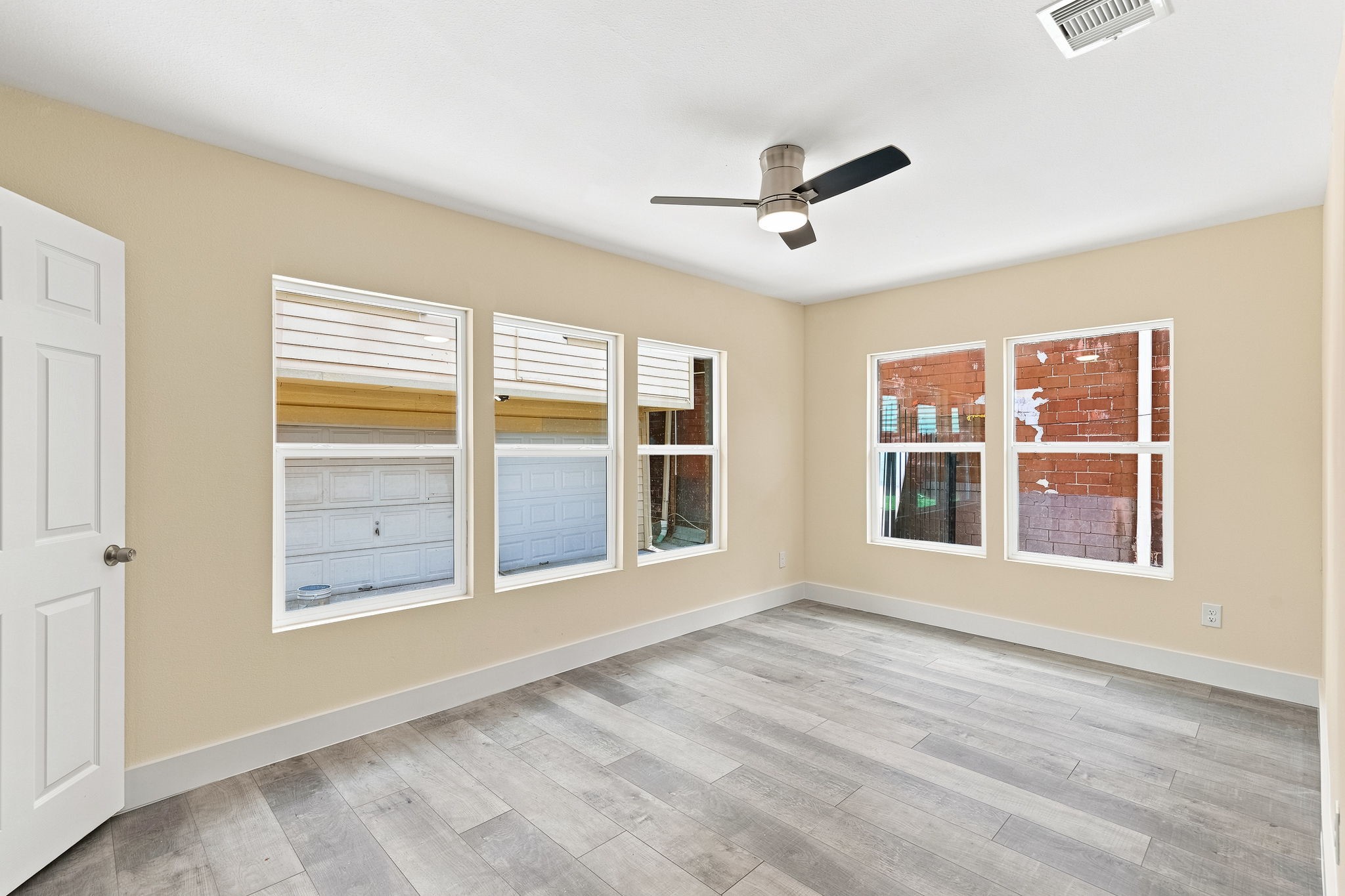 1825 Rosedale Street Houston, TX 77004 - Photo 14 of 16