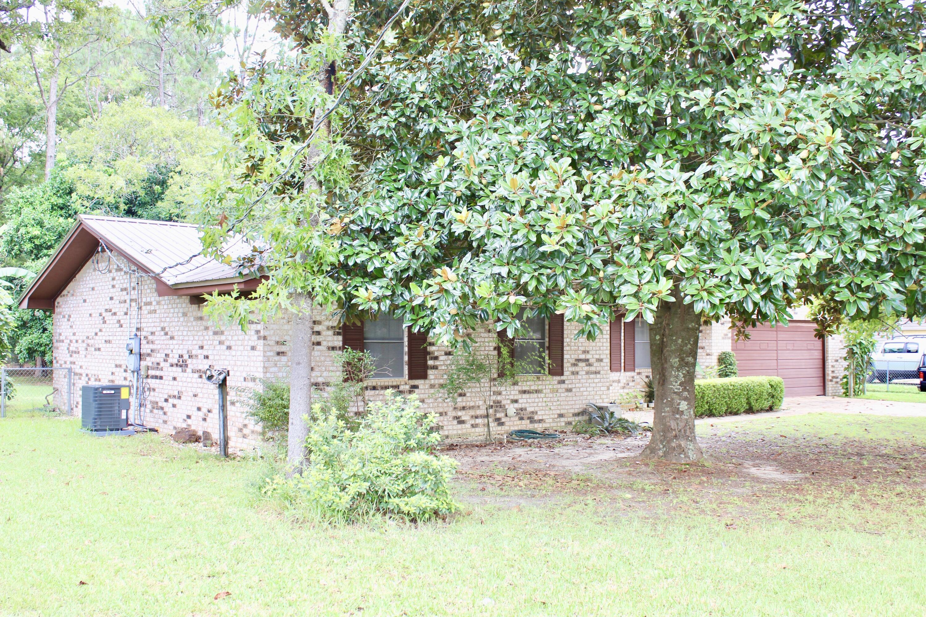5446 Monterrey Road Crestview, FL 32539 - Photo 18 of 26 CV Front