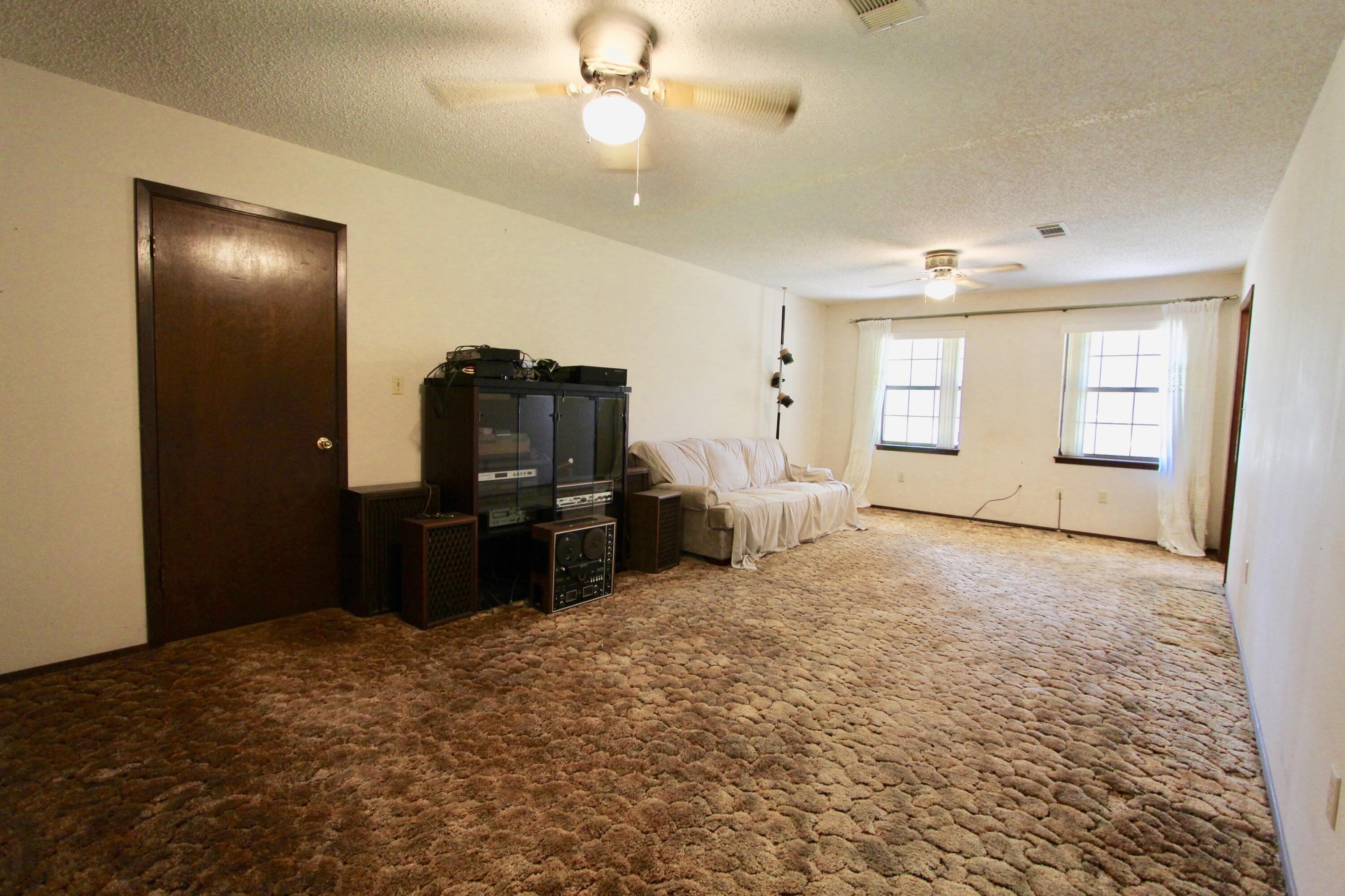 5446 Monterrey Road Crestview, FL 32539 - Photo 7 of 26 CV Living
