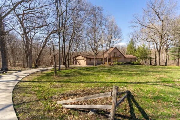 $395,000 | 1935 Deerfield Road, Princeton, IL 61356