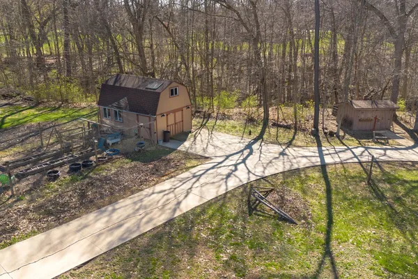 $395,000 | 1935 Deerfield Road, Princeton, IL 61356